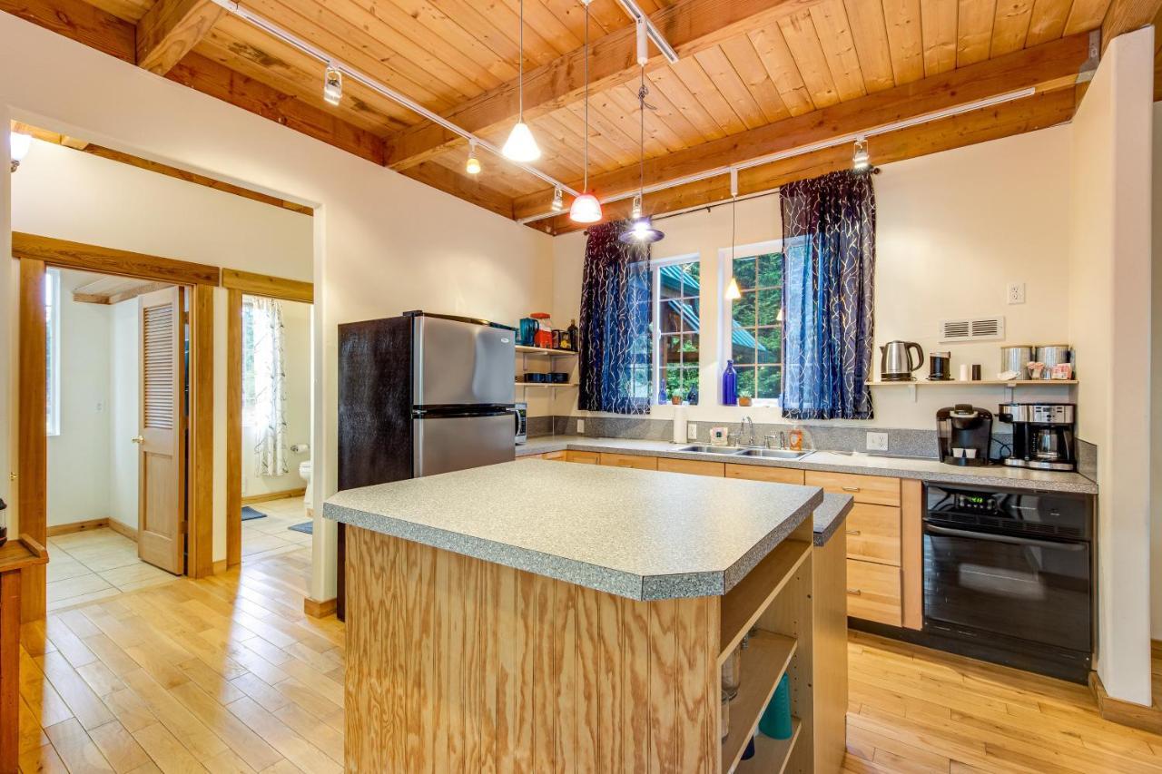 Camano Writer'S Cottage Εξωτερικό φωτογραφία